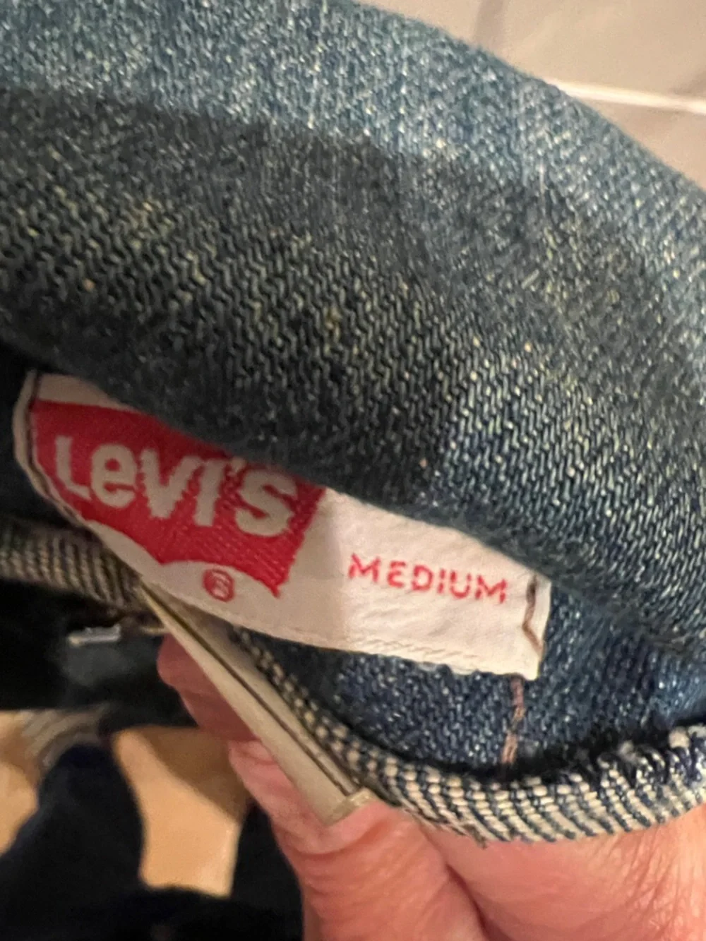 Levi's Blue Denim Shirt Jacket - Lightweight Layering Coat - Picture 4 of 4